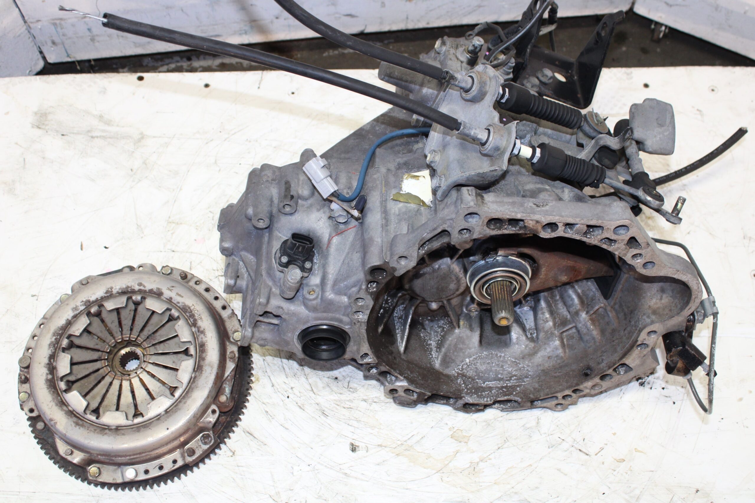 JDM 2000-2005 Toyota Celica GTS 6 Speed Manual 2ZZGE 1.8L 4 Cyl Transmission