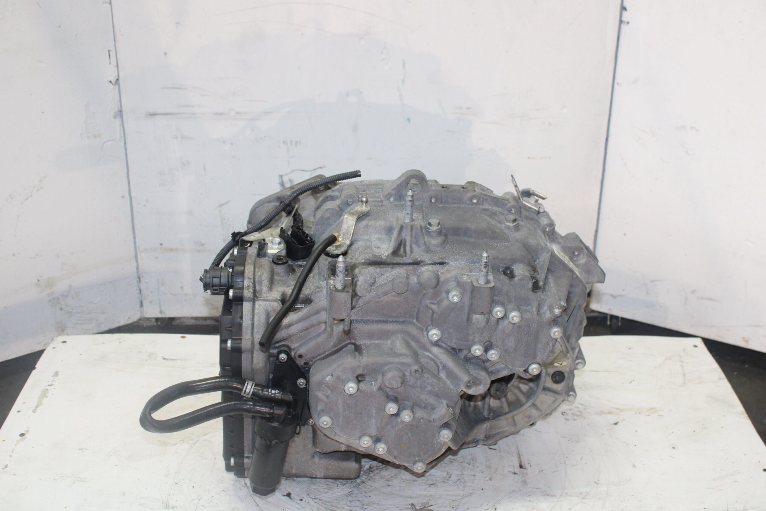 IMG_0390_74d6dd66-2fe3-48fa-a571-0d4b0cf6e9e7-1.jpg JDM 2008-2015 Mitsubishi Lancer Evolution OEM Automatic 2.0L 4-Cyl Transmission 54K