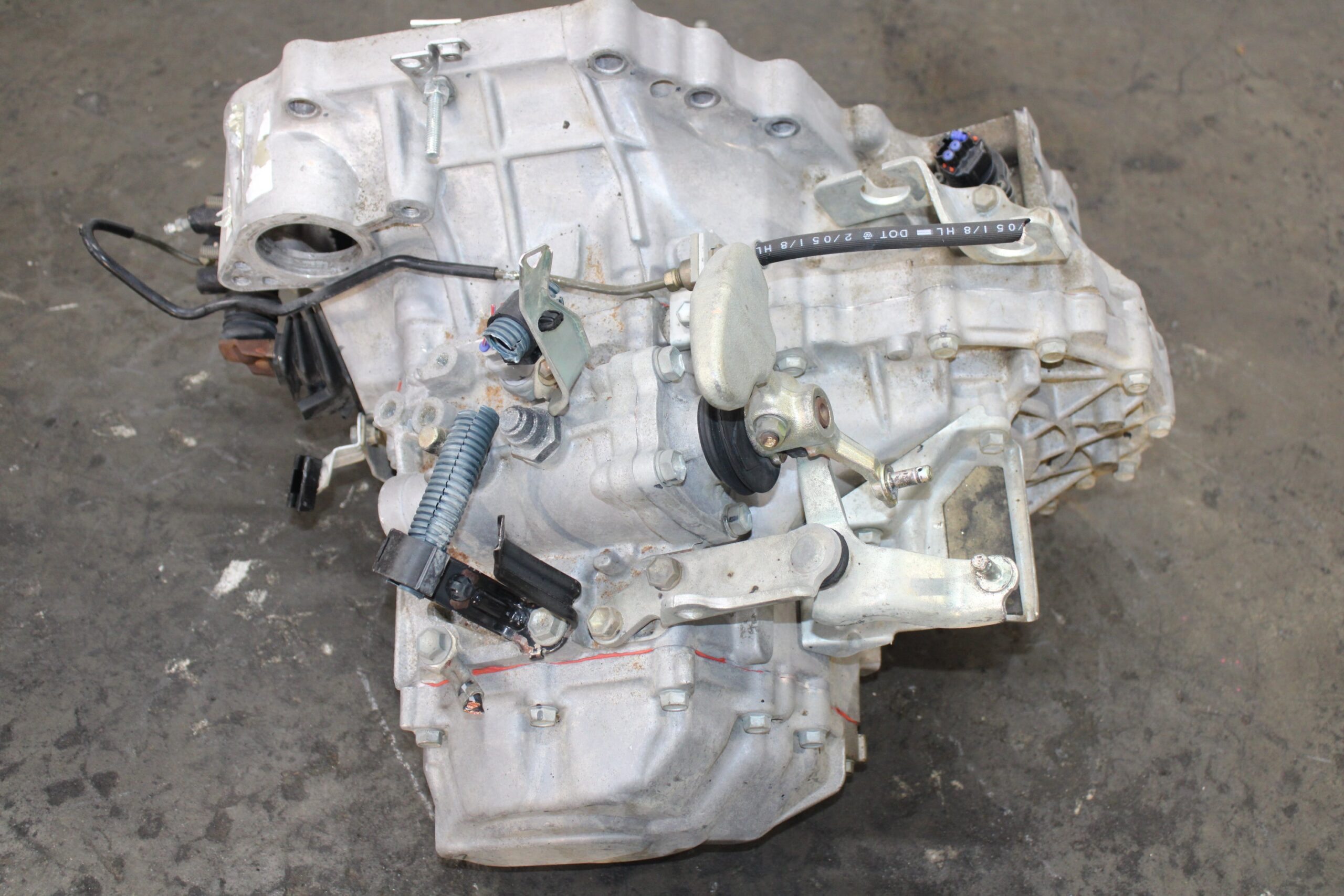 IMG_3510_2f04dc63-ac73-4342-84fc-af7efff15287.jpg 2002-2006 Toyota Camry 2.4L 4-Cyl 5 Speed Manual Transmission