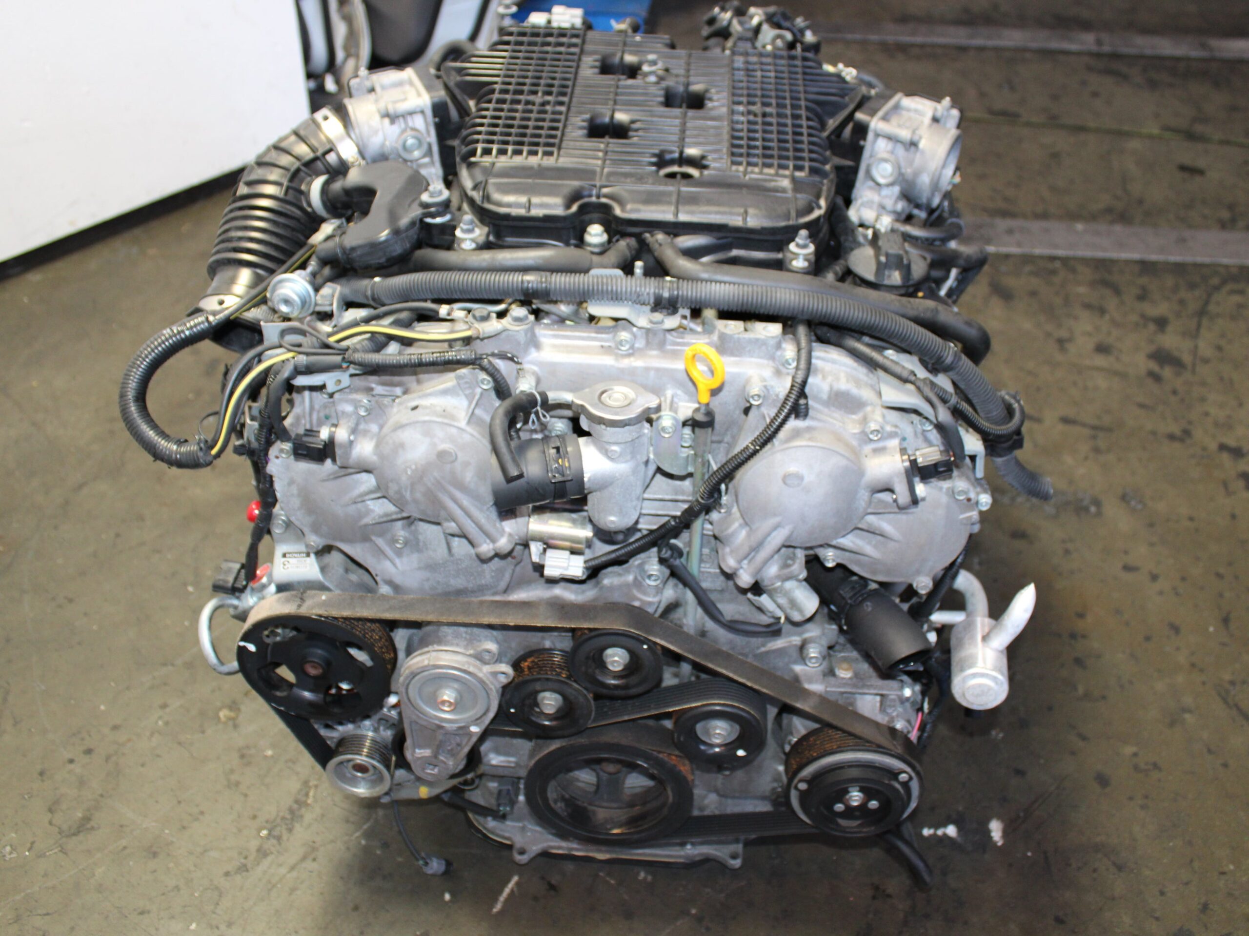 IMG_4042.jpg 2014-2017 Infiniti QX70 RWD Motor VQ37VHR 3.7L 6 Cyl (Engine Only)